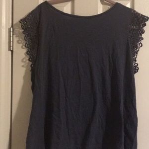 Loft lace sleeve tee XL